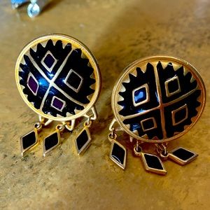 Vintage Leslie Block gold tone black and red clip on earrings